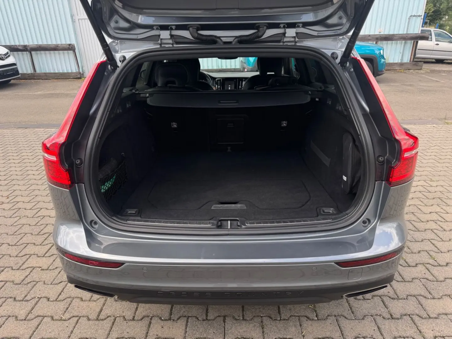 V60 Cross Country T5 Pro AWD  360 Kam Leder H&K