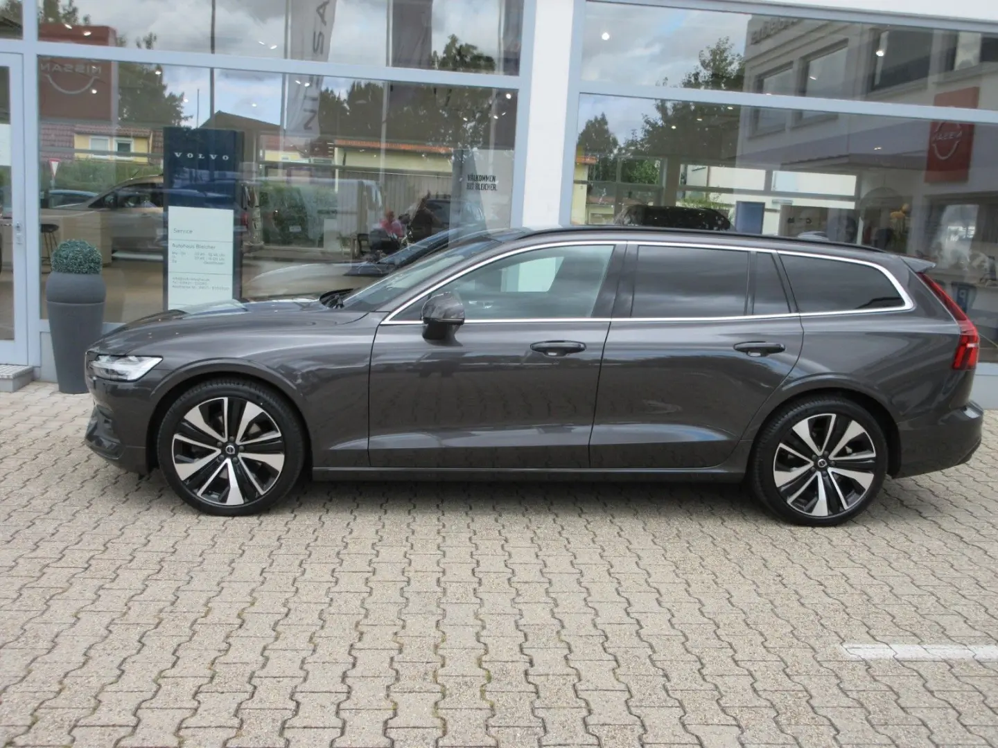 V60 B4 Kombi   AHK   Memory   Kamera