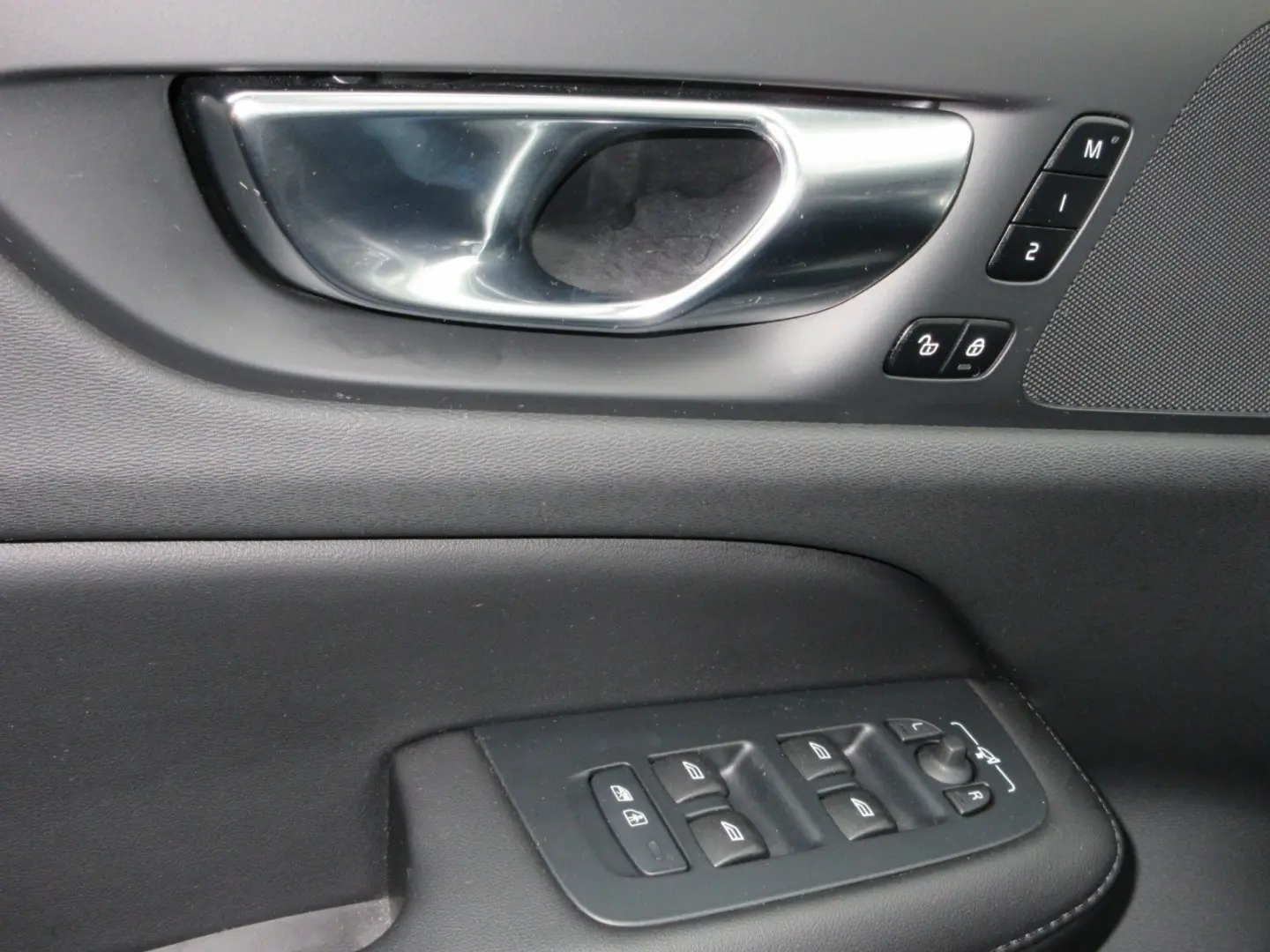 V60 B4 Kombi   AHK   Memory   Kamera