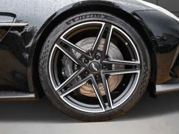 V8 Vantage Coupé