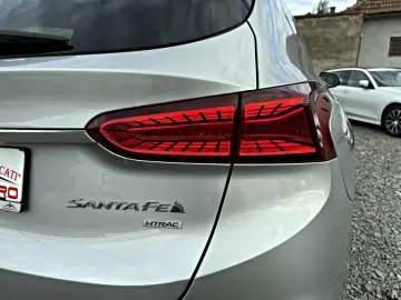 HYUNDAI Santa Fe 2.2 CRDi 4x4 PREMIUM