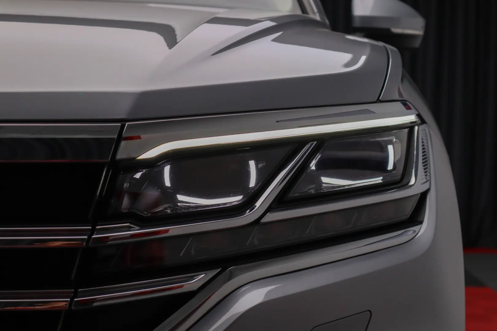 Touareg eHYBRID IQ Light Nightvision Panoramic Piele Gri