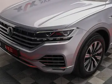 Touareg eHYBRID IQ Light Nightvision Panoramic Piele Gri