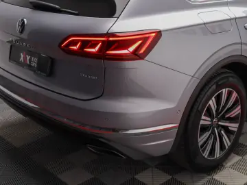 Touareg eHYBRID IQ Light Nightvision Panoramic Piele Gri