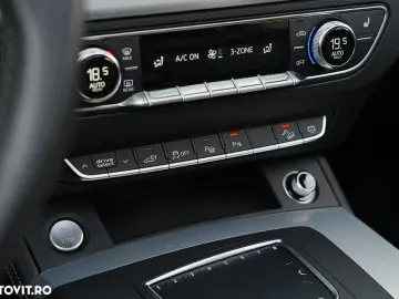 Audi Q5 55 TFSI e quattro S tronic PHEV S Line