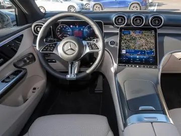 Mercedes-Benz GLC 300 e 4MATIC Coupé cu tehnologie EQ