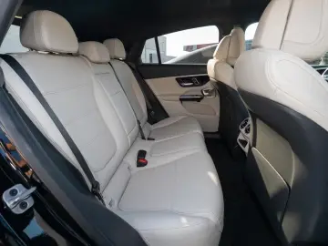 Mercedes-Benz GLC 300 e 4MATIC Coupé cu tehnologie EQ