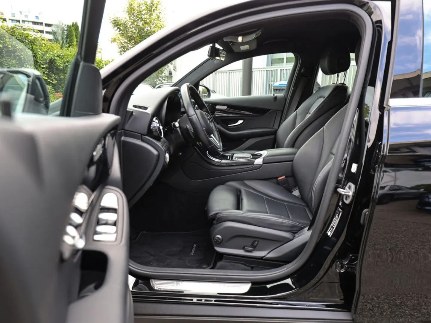 GLC 300 de 4Matic Coupe Kamera SHZ Einparkh. Tem