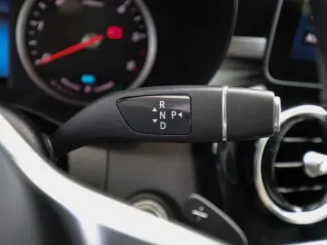 GLC 300 de 4Matic Coupe Kamera SHZ Einparkh. Tem