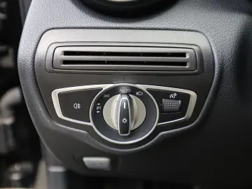 GLC 300 de 4Matic Coupe Kamera SHZ Einparkh. Tem
