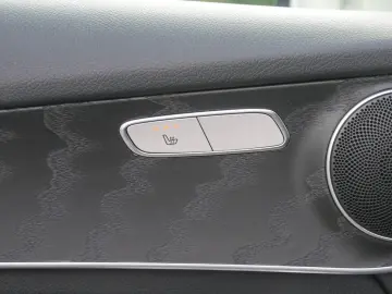 GLC 300 e 4MATIC Coupé  AMG NIGHT LED NAVI KEYL