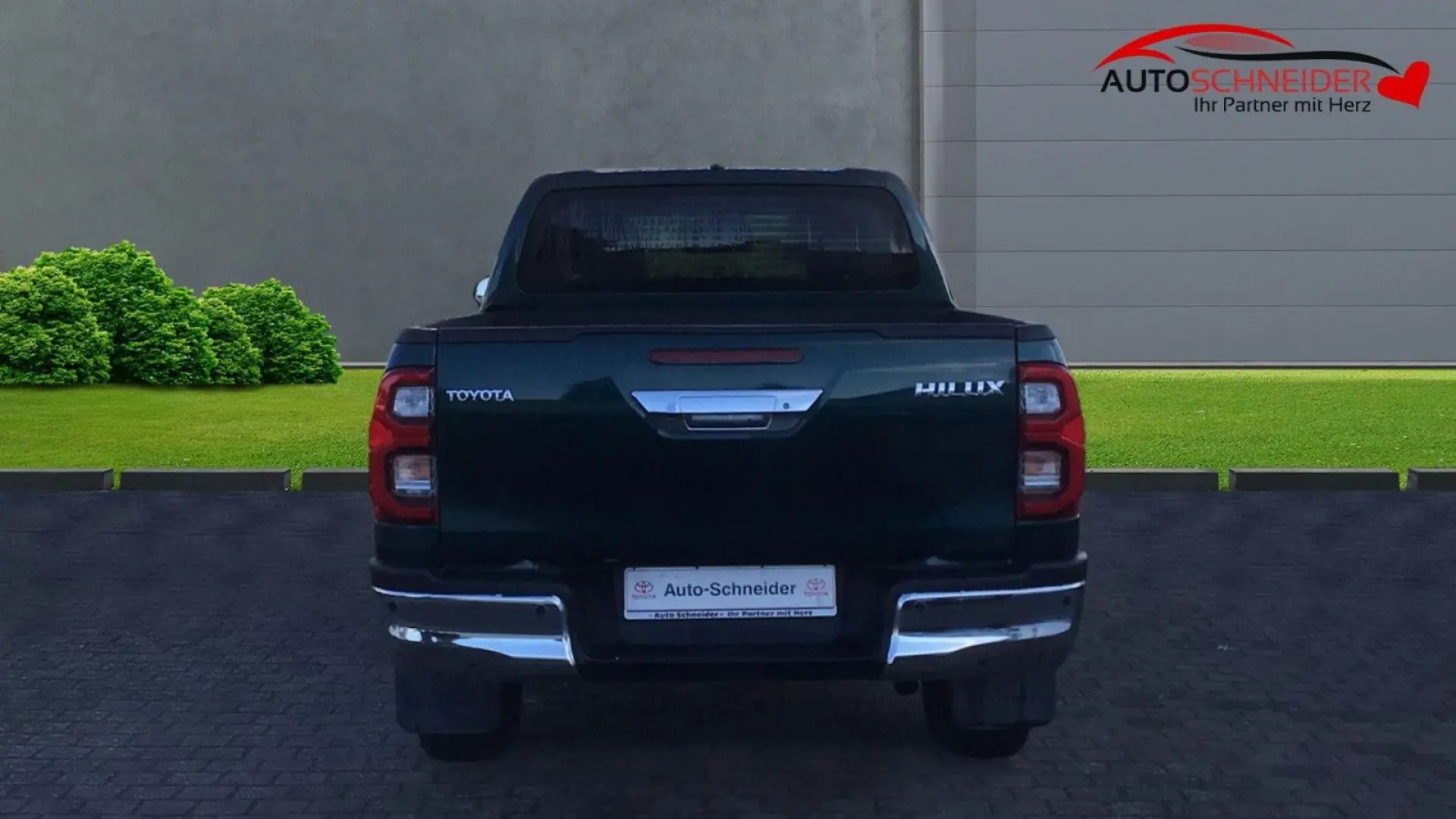 Hilux 2.8 Double Cab Automatik  Navi SHZ Wanne
