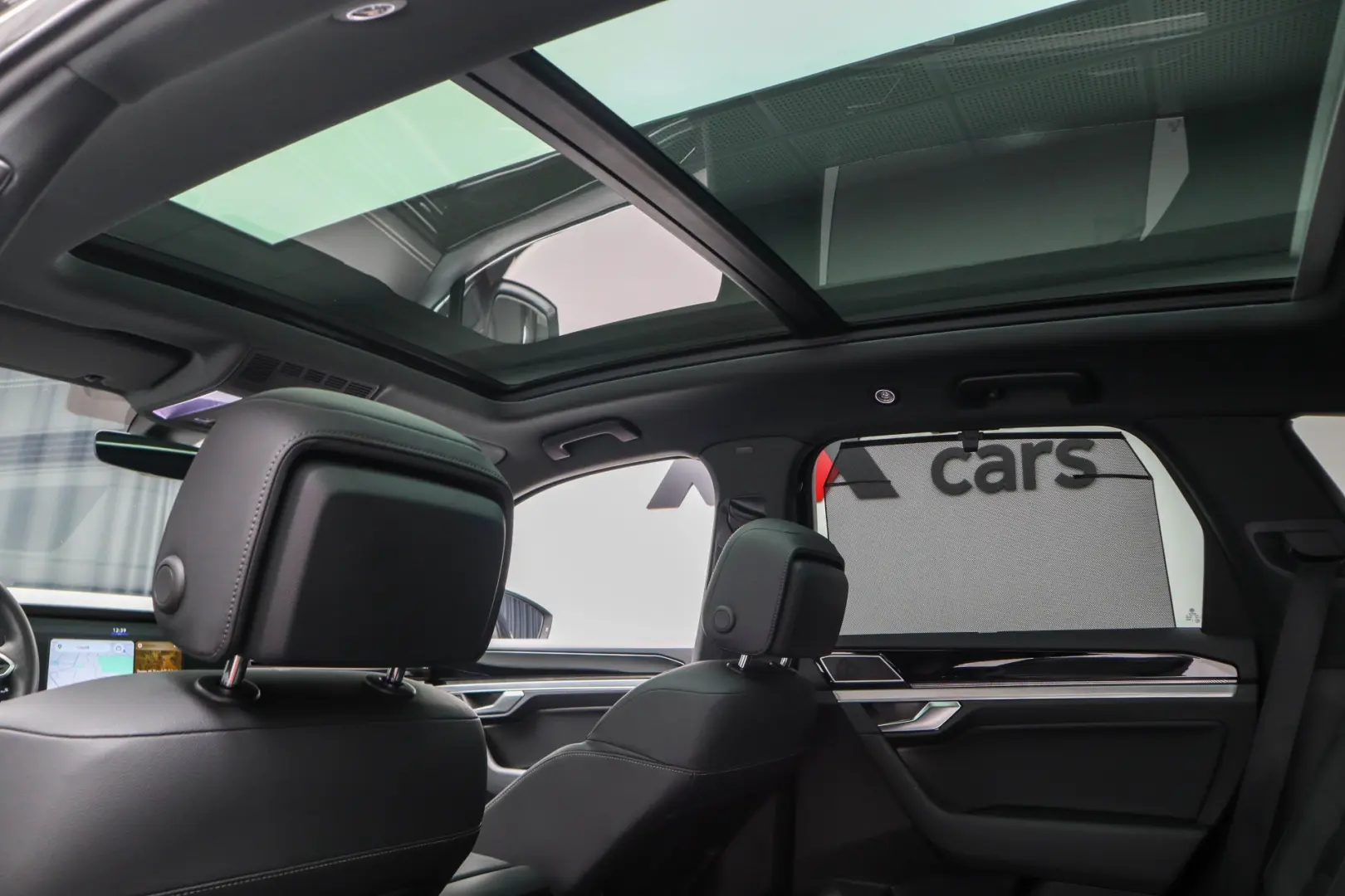 Touareg eHybrid Panoramic Cockpit Dynaudio