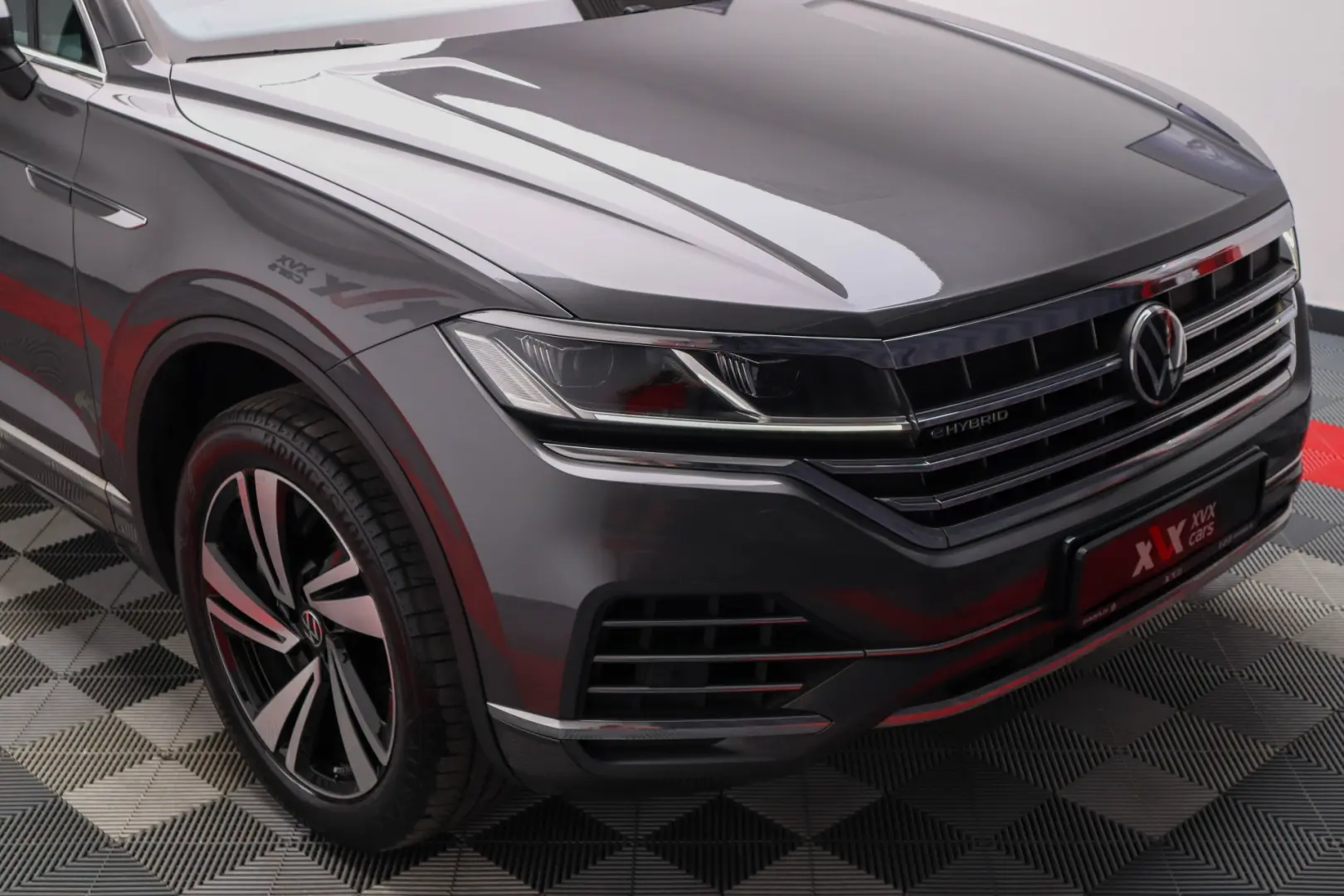 Touareg eHybrid Panoramic Cockpit Dynaudio