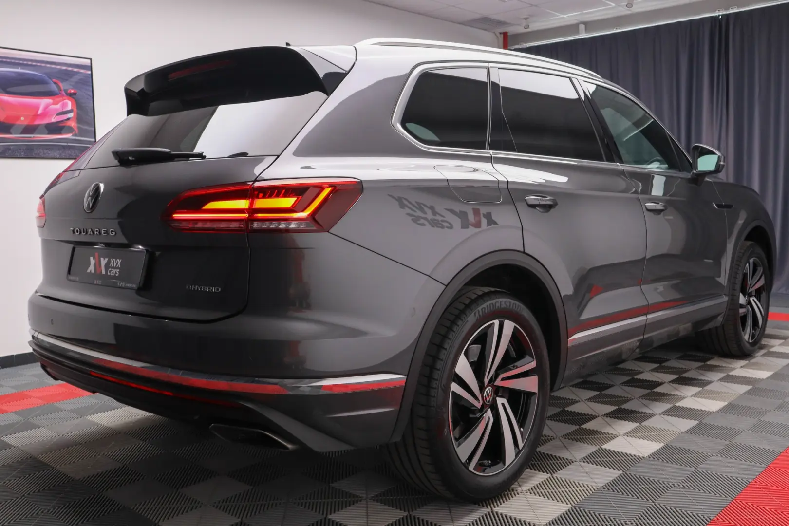 Touareg eHybrid Panoramic Cockpit Dynaudio