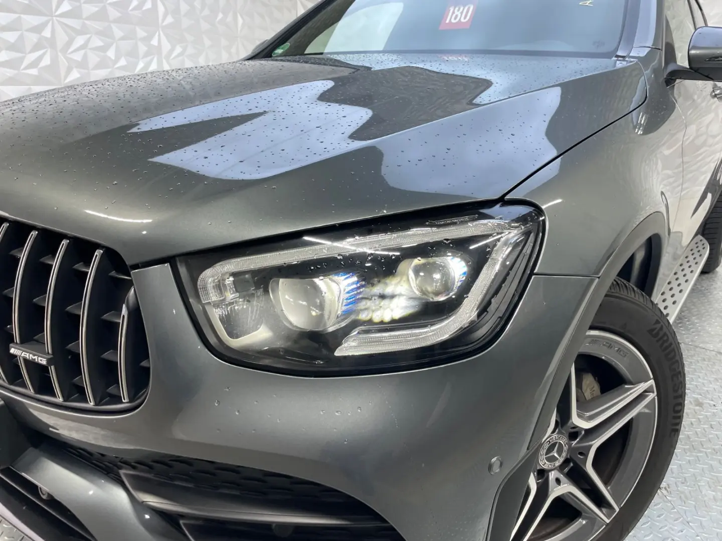 GLC-Coupe 300 4Matic 9G-TRONIC AMG Line STERNE