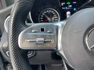 GLC-Coupe 300 4Matic 9G-TRONIC AMG Line STERNE