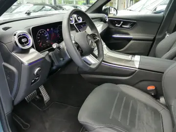 GLC 200 AMG 4M  Panorama R-Kamera Ambiente LED