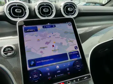 GLC 200 AMG 4M  Panorama R-Kamera Ambiente LED