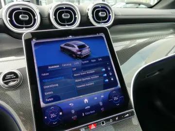 GLC 200 AMG 4M  Panorama R-Kamera Ambiente LED
