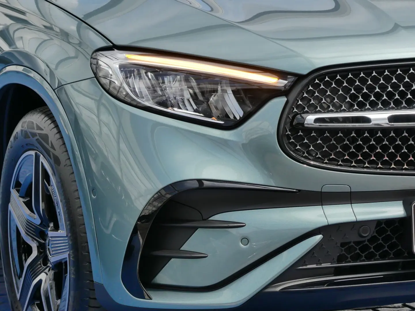 GLC 200 AMG 4M  Panorama R-Kamera Ambiente LED
