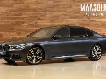 740 7-serie 740Le xDrive M-Sport Individual Rear