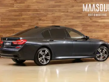 740 7-serie 740Le xDrive M-Sport Individual Rear