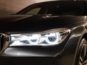 740 7-serie 740Le xDrive M-Sport Individual Rear