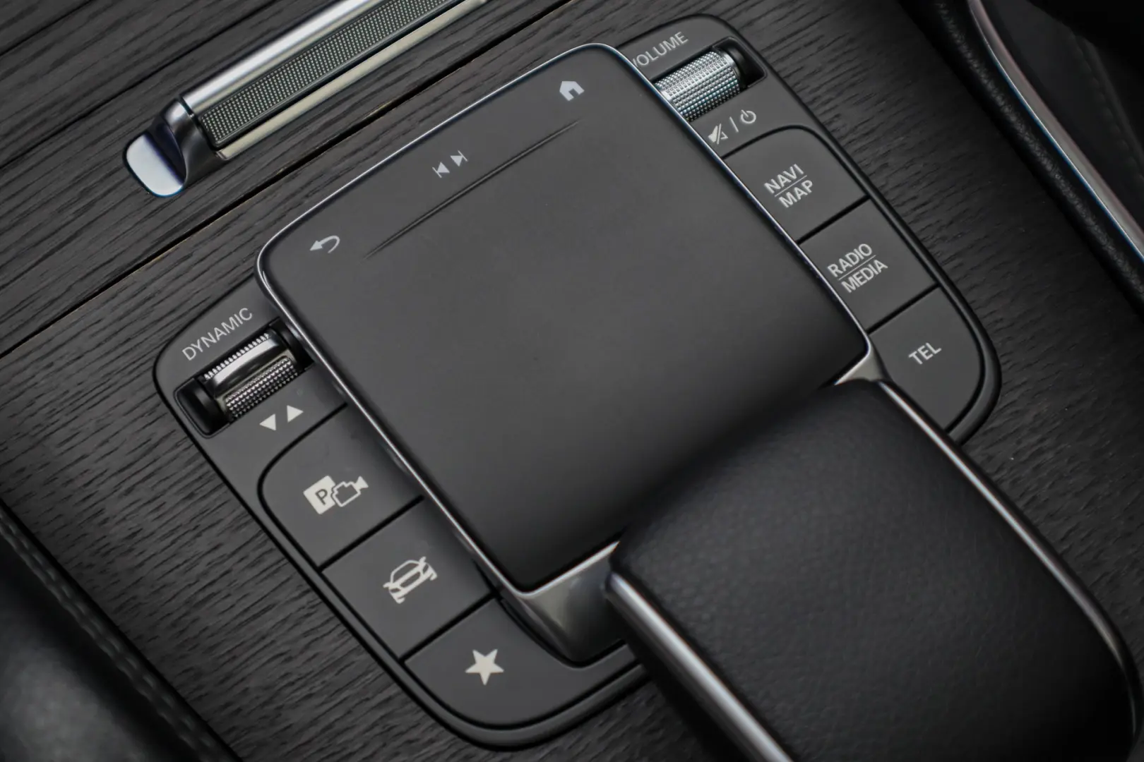 Mercedes GLE 350de AMG Panoramic Ambientale Multibeam