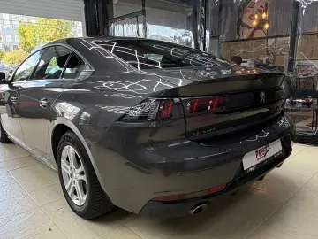 Peugeot 508 PureTech 180 EAT8 Allure