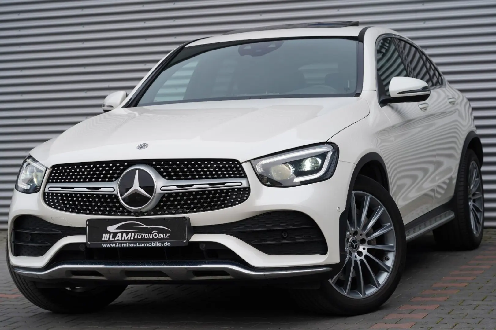 GLC300 Coupe 4M 2x AMG SHD MEMORY WIDE 360 KEYLE