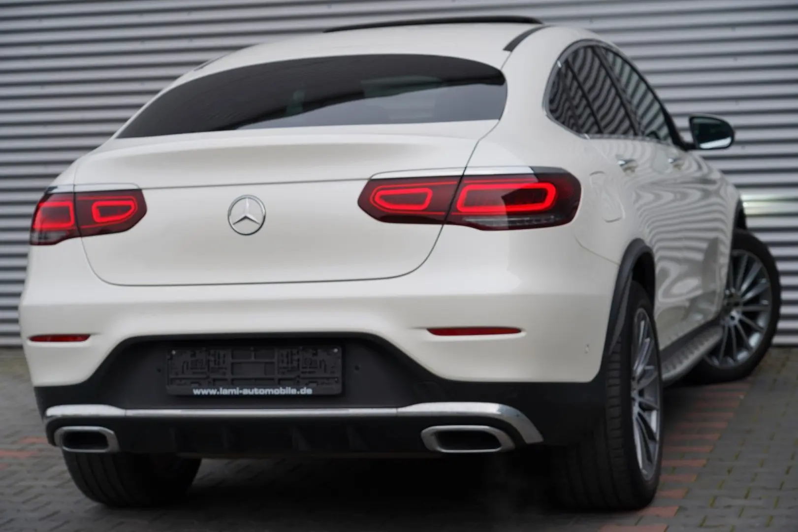 GLC300 Coupe 4M 2x AMG SHD MEMORY WIDE 360 KEYLE