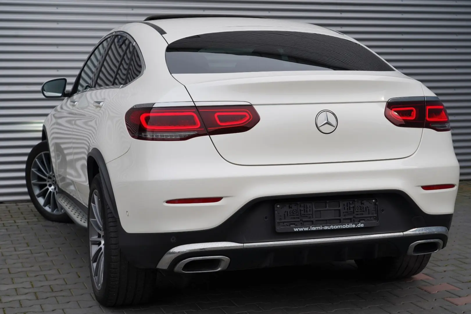 GLC300 Coupe 4M 2x AMG SHD MEMORY WIDE 360 KEYLE