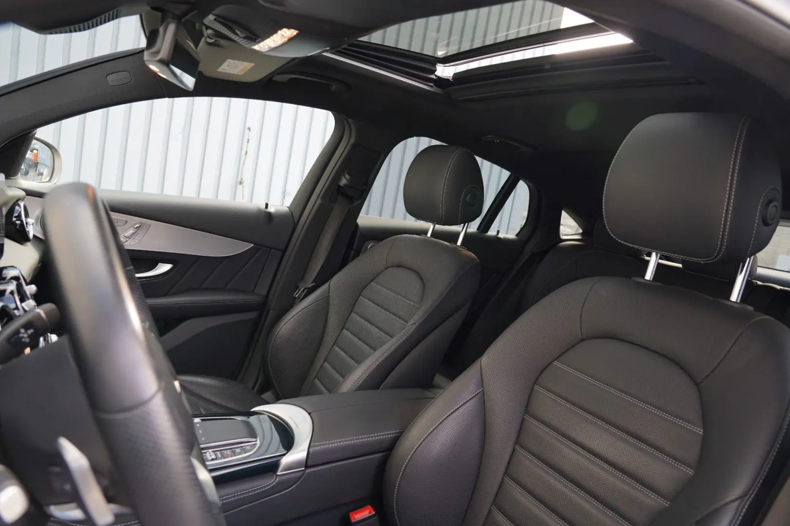 GLC300 Coupe 4M 2x AMG SHD MEMORY WIDE 360 KEYLE