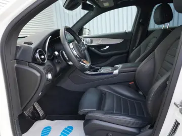 GLC300 Coupe 4M 2x AMG SHD MEMORY WIDE 360 KEYLE