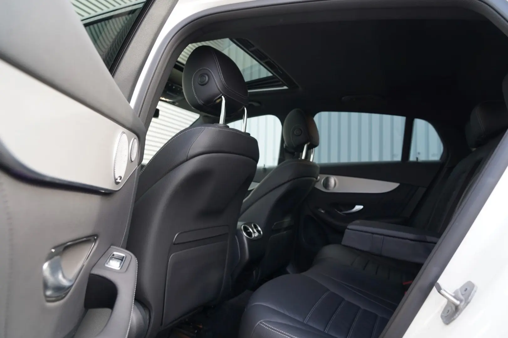 GLC300 Coupe 4M 2x AMG SHD MEMORY WIDE 360 KEYLE