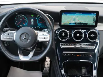 GLC300 Coupe 4M 2x AMG SHD MEMORY WIDE 360 KEYLE