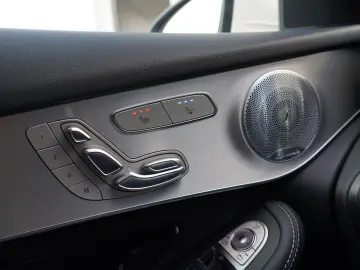 GLC300 Coupe 4M 2x AMG SHD MEMORY WIDE 360 KEYLE