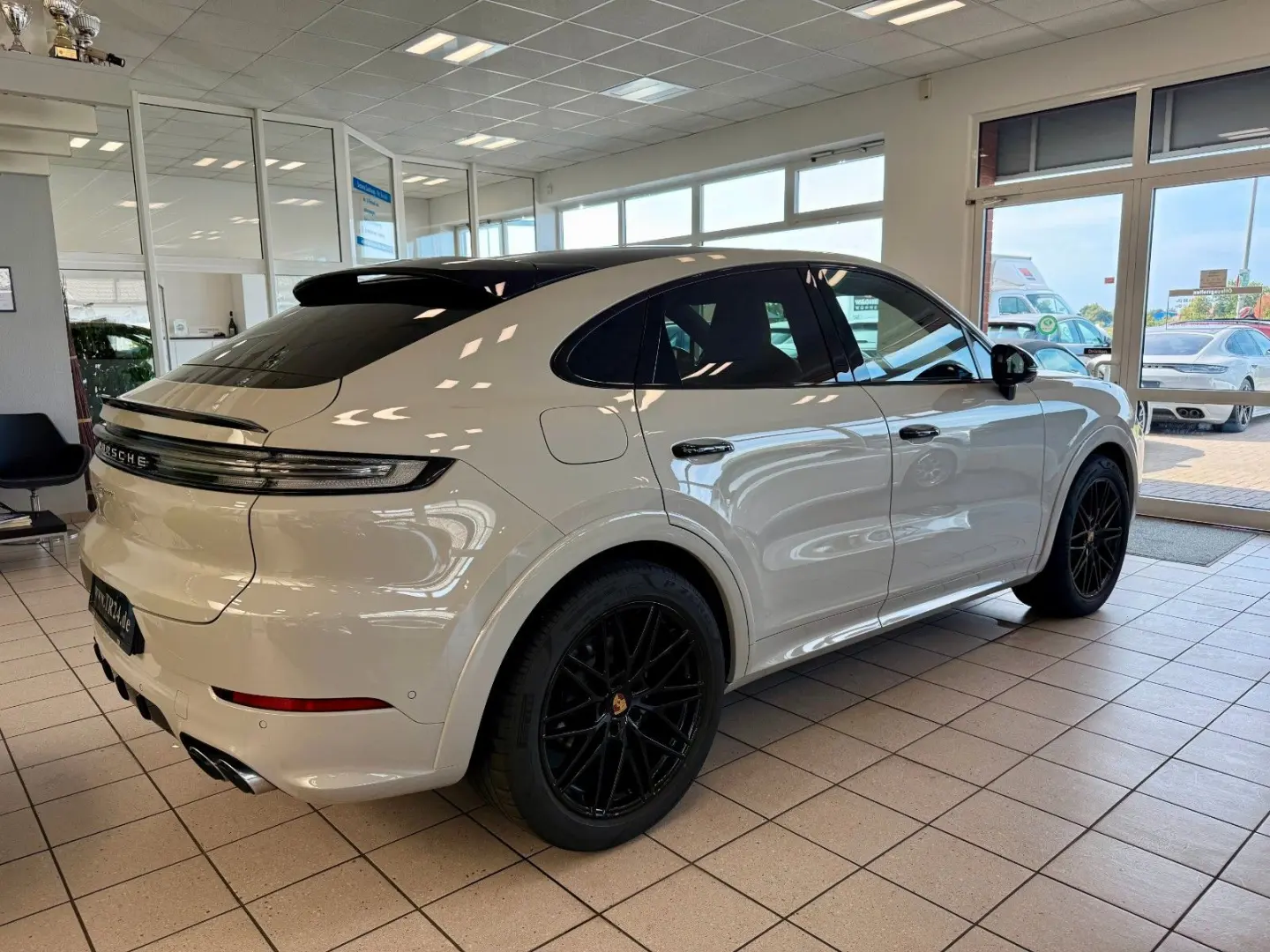 Cayenne Coupe SportDesign Burmester HeadUp ACC
