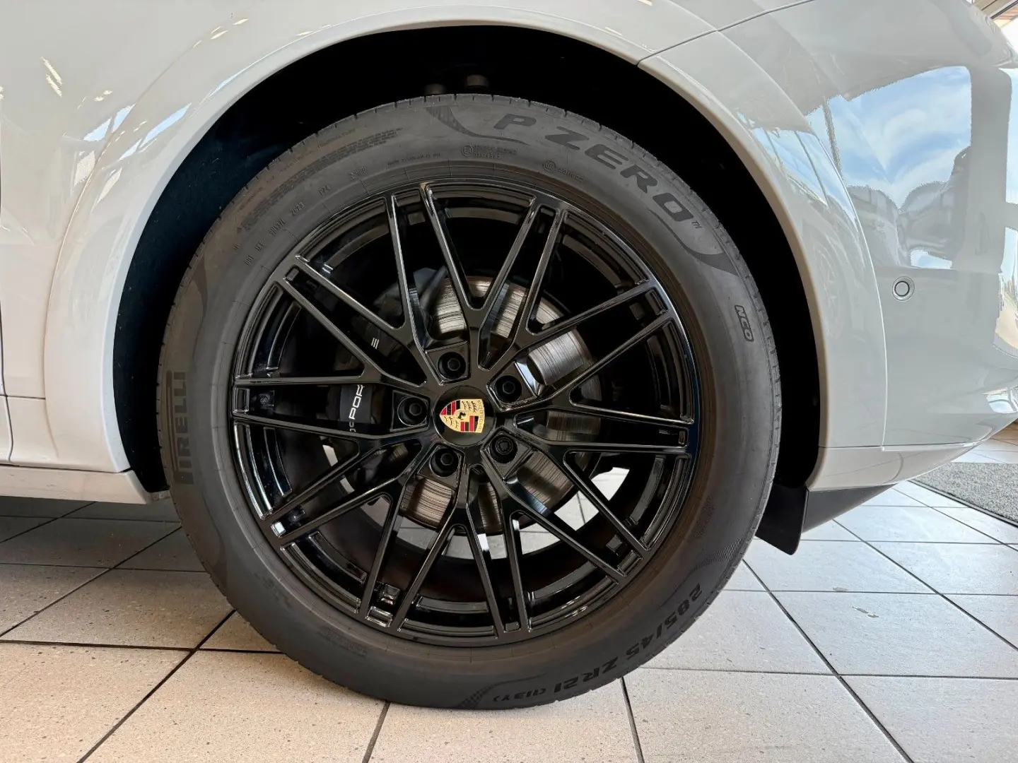 Cayenne Coupe SportDesign Burmester HeadUp ACC