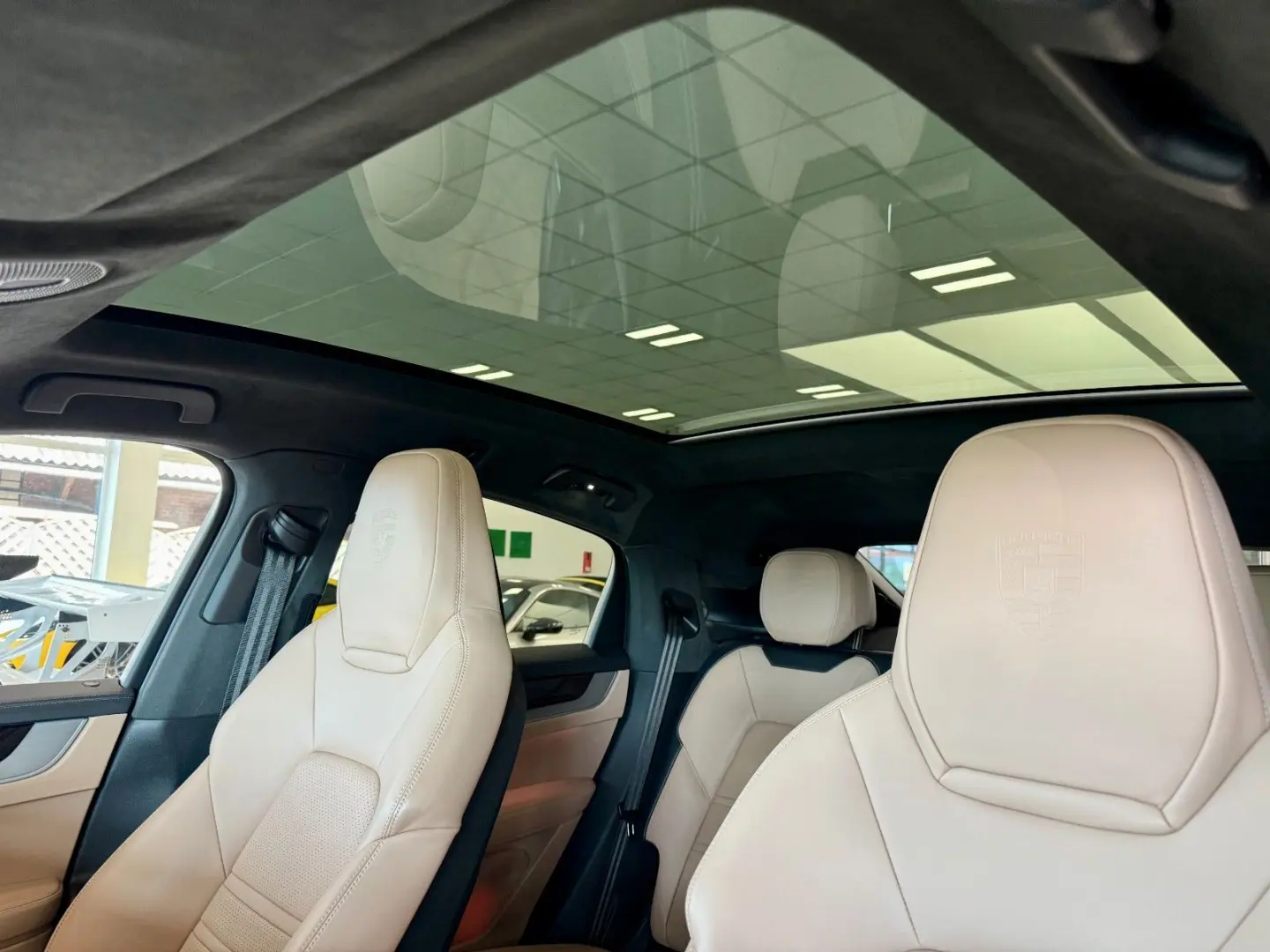 Cayenne Coupe SportDesign Burmester HeadUp ACC