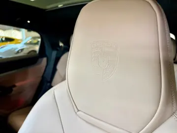 Cayenne Coupe SportDesign Burmester HeadUp ACC