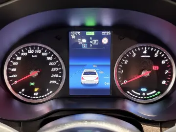 MGLC 300e 4Matic LED Scaune electrice Portbagaj electric