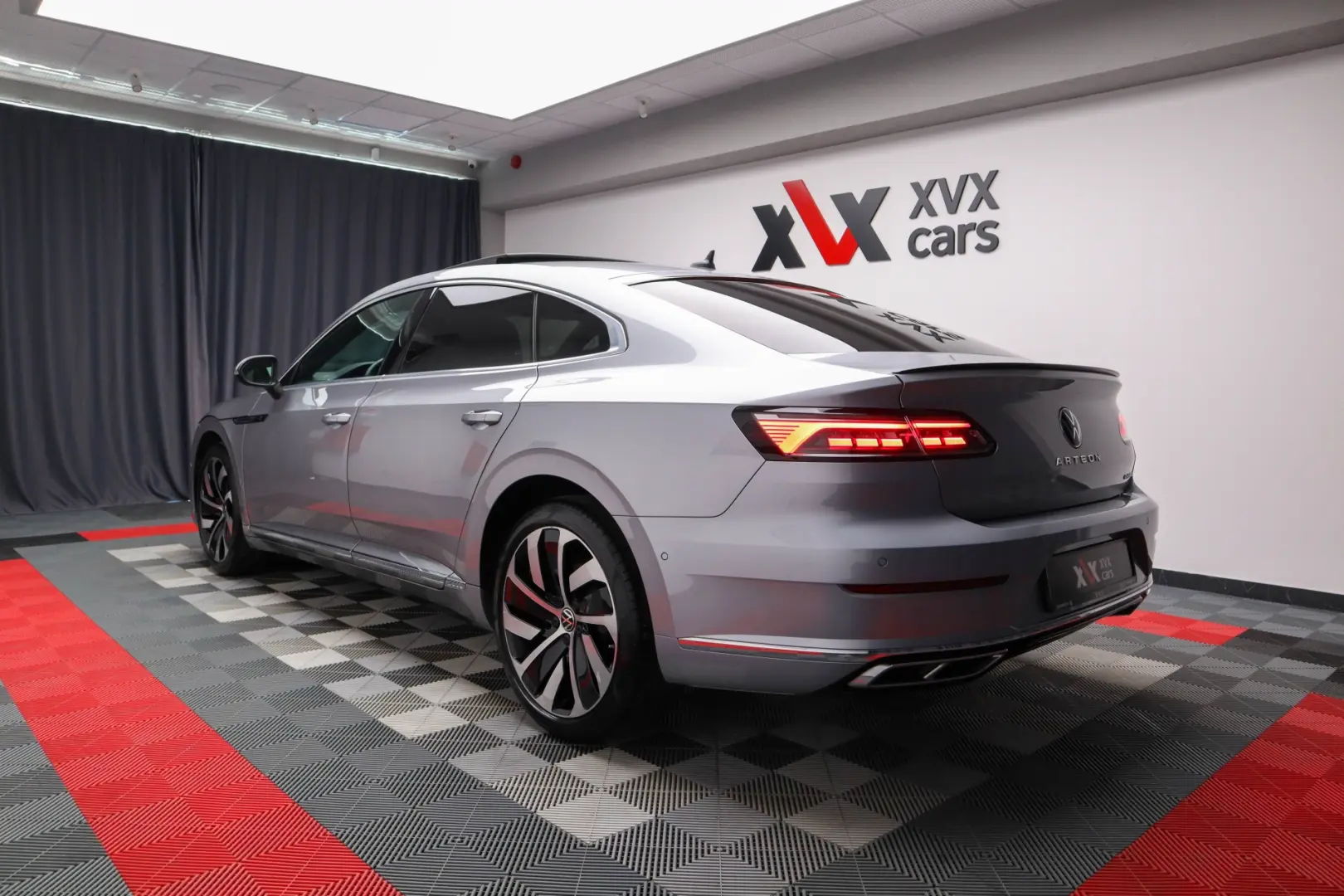 Arteon R Line eHybrid Cam360 Trapa ACC IQ Light Masaj