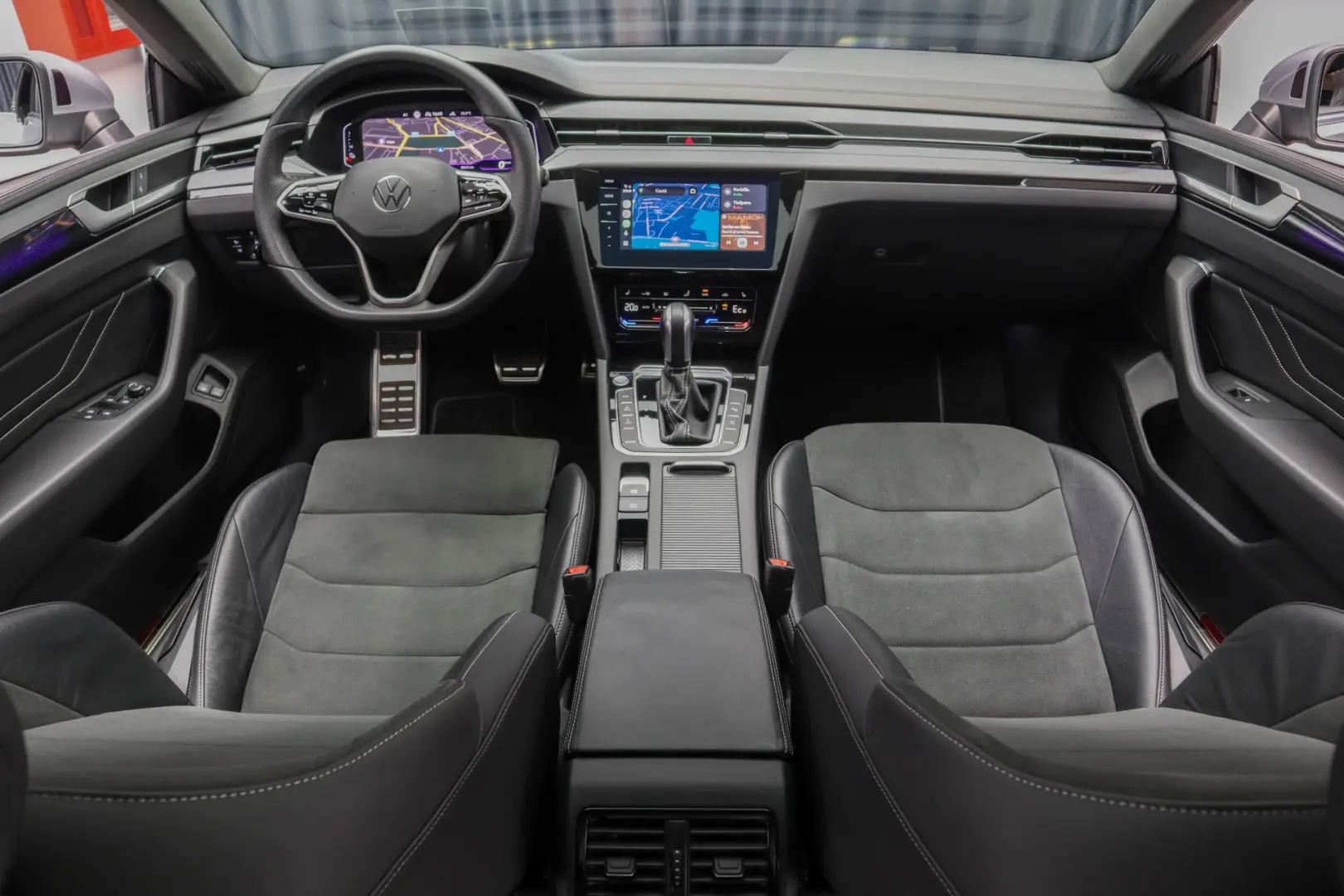 Arteon R Line eHybrid Cam360 Trapa ACC IQ Light Masaj
