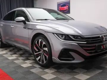 Arteon R Line eHybrid Cam360 Trapa ACC IQ Light Masaj