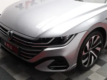 Arteon R Line eHybrid Cam360 Trapa ACC IQ Light Masaj
