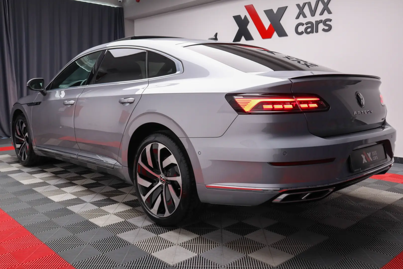 Arteon R Line eHybrid Cam360 Trapa ACC IQ Light Masaj