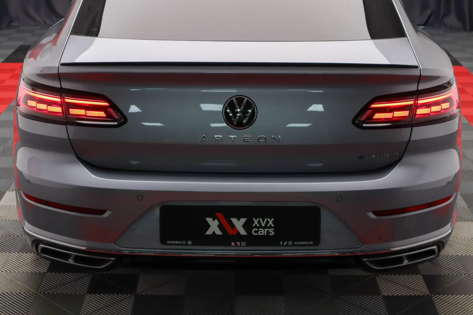 Arteon R Line eHybrid Cam360 Trapa ACC IQ Light Masaj