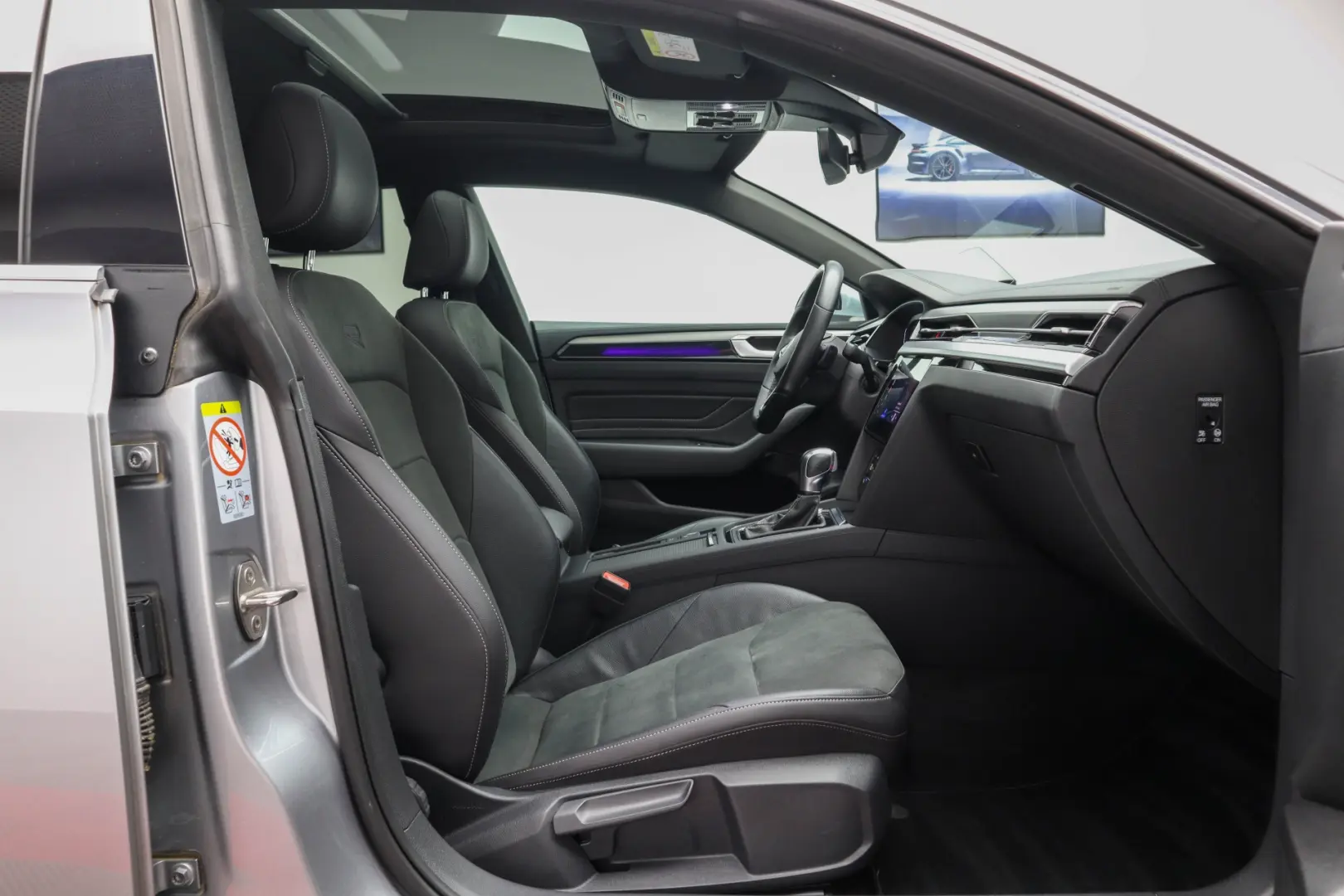 Arteon R Line eHybrid Cam360 Trapa ACC IQ Light Masaj